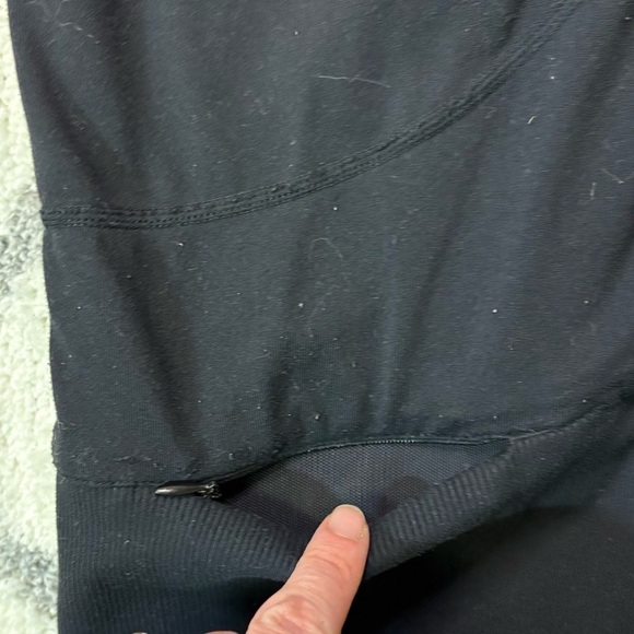 Lululemon Women’s 8 Raja Black Reversible Full Zip Jacket All Season Yoga Layer - Picture 3 of 11